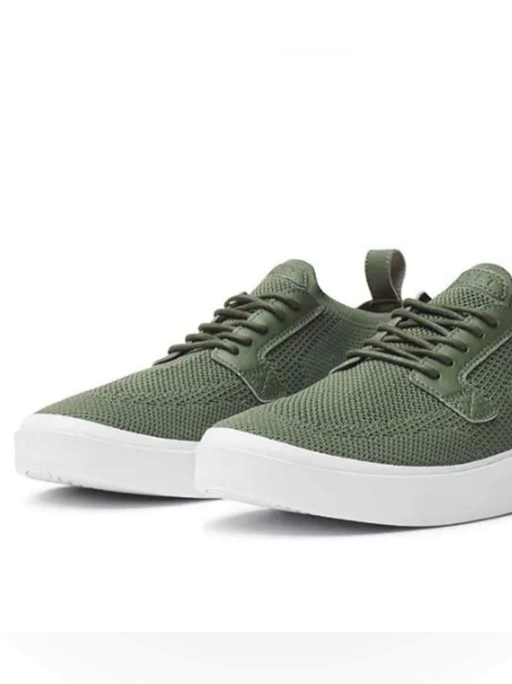 BYLT Basics Lido Knit Lace-Up Sneakers in Bermuda (green), White Soles, size 11